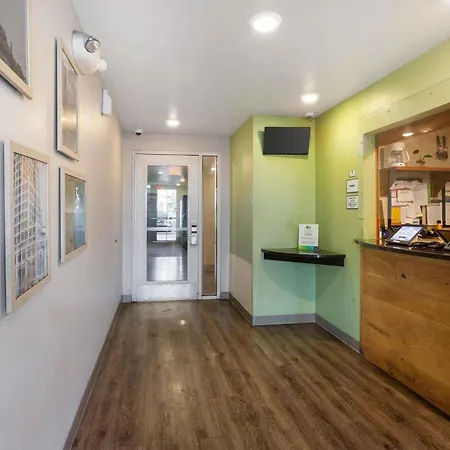 Extended Stay America Select Suites - Phoenix - West
