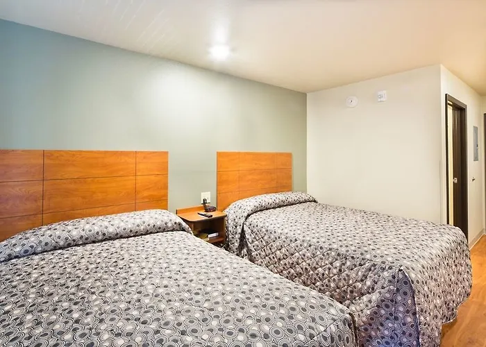 Extended America Select - - West Hotel