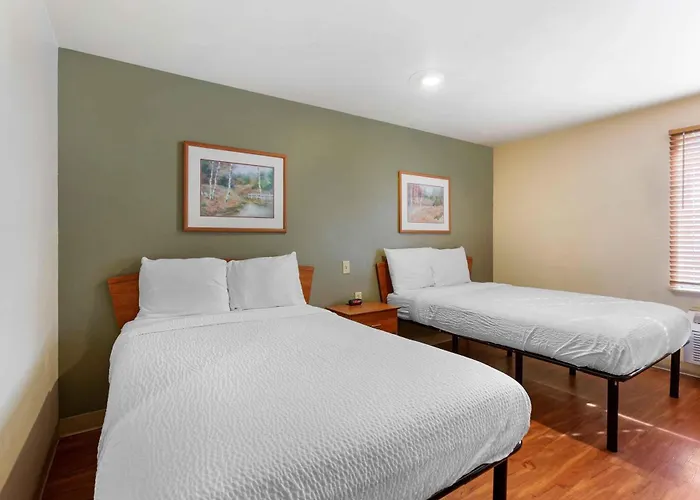Extended America Select - - West Hotel